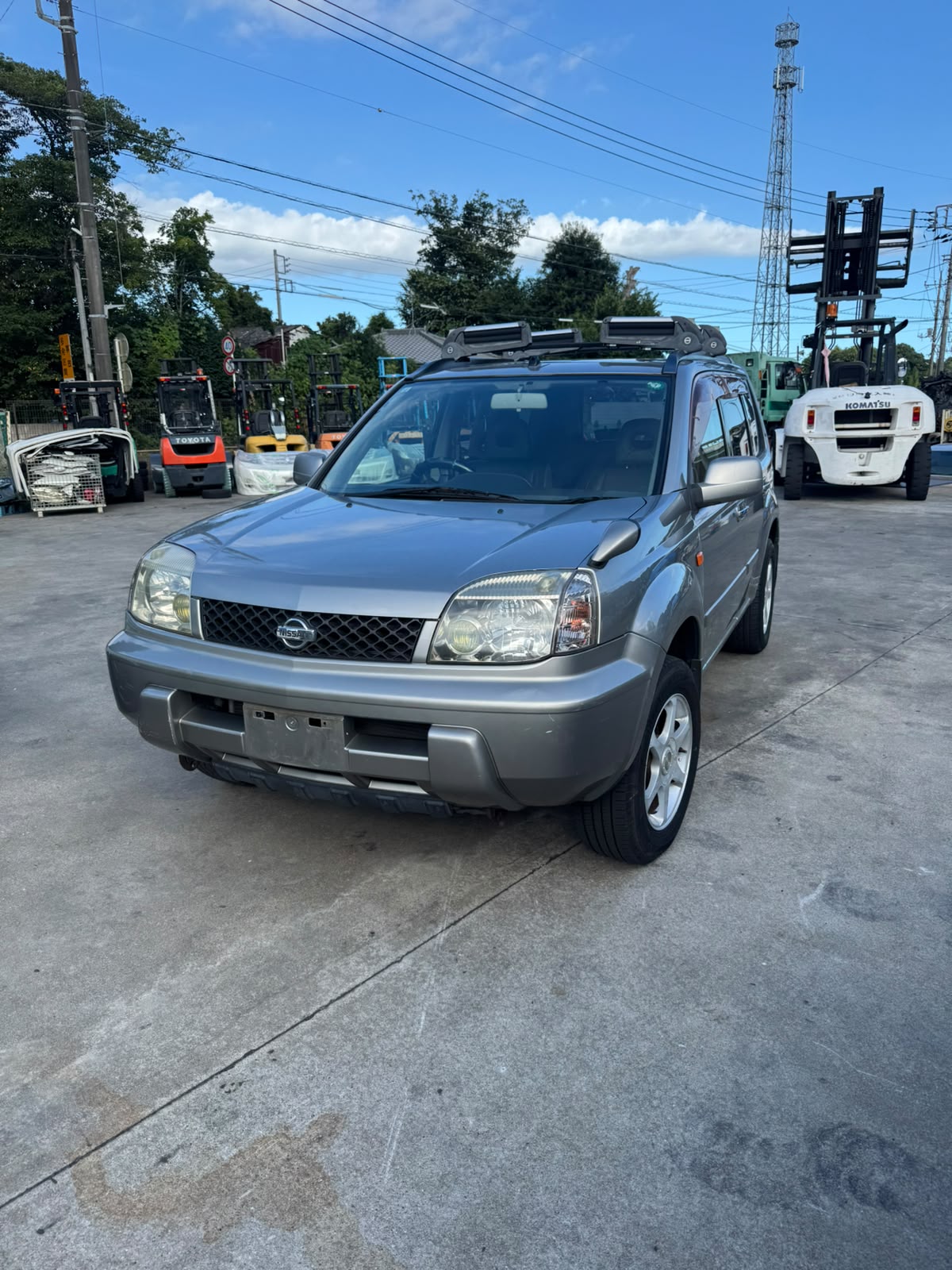 Nissan X-Trail 4WD imported from Japan