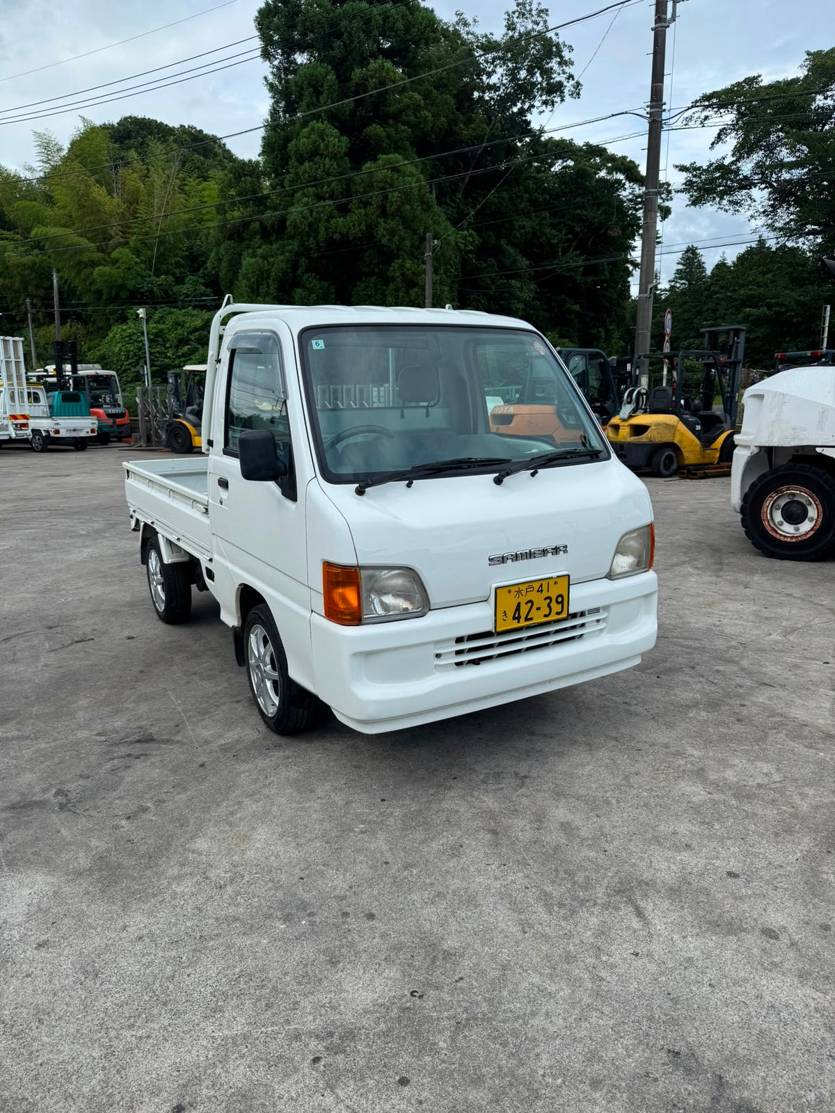 JDM Subaru Sambar 4x4 kei truck imported from Japan