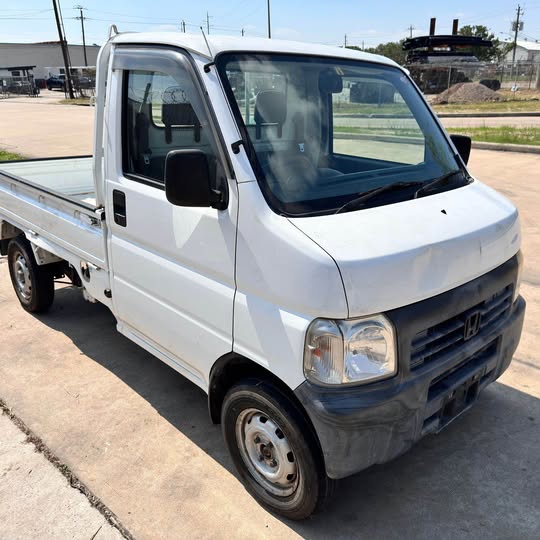 White 1999 Honda Acty 4x4 kei truck, photo 1 of 11