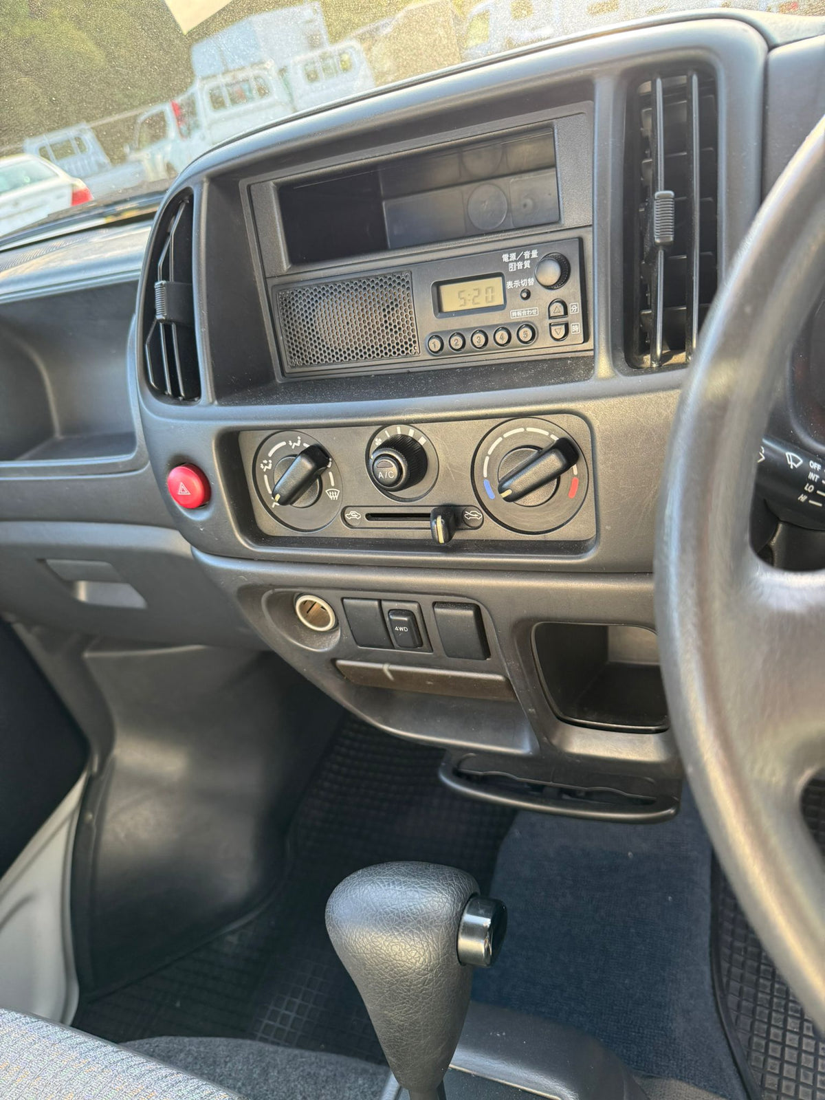 White 2001 Suzuki Carry 4x4 kei truck, photo 11 of 16