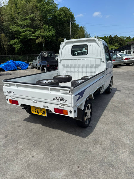White 2001 Suzuki Carry 4x4 kei truck, photo 3 of 15