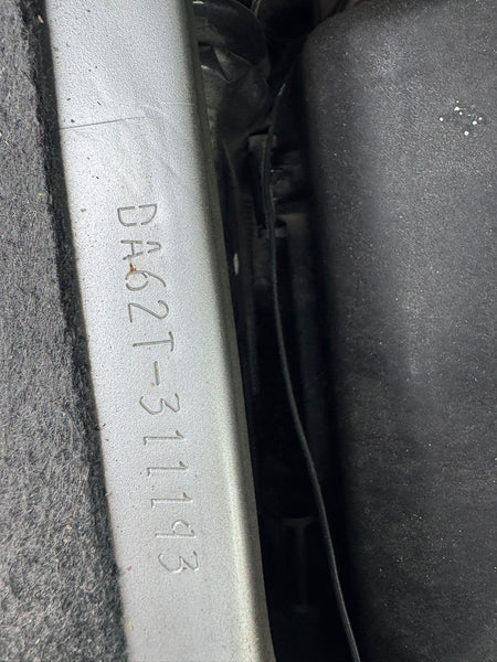 Silver 2001 Suzuki Carry 4x4 kei truck, photo 14 of 14