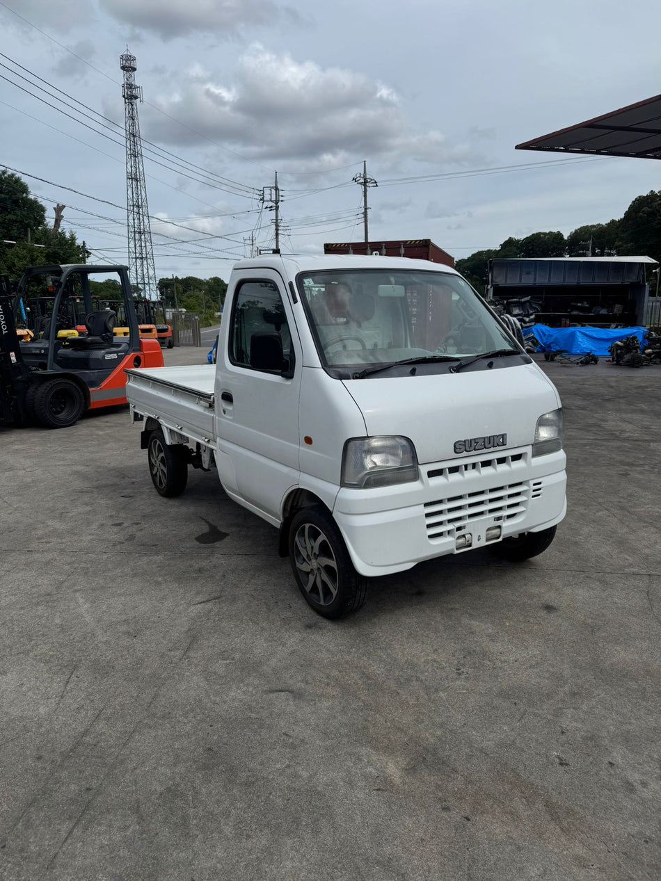 White 2000 Suzuki Carry 4x4 kei truck, photo 1 of 14