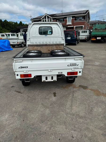 White 2001 Suzuki Carry 4x4 kei truck, photo 5 of 14