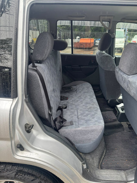 Silver 2000 Mitsubishi Pajero iO 4WD SUV, photo 10 of 19