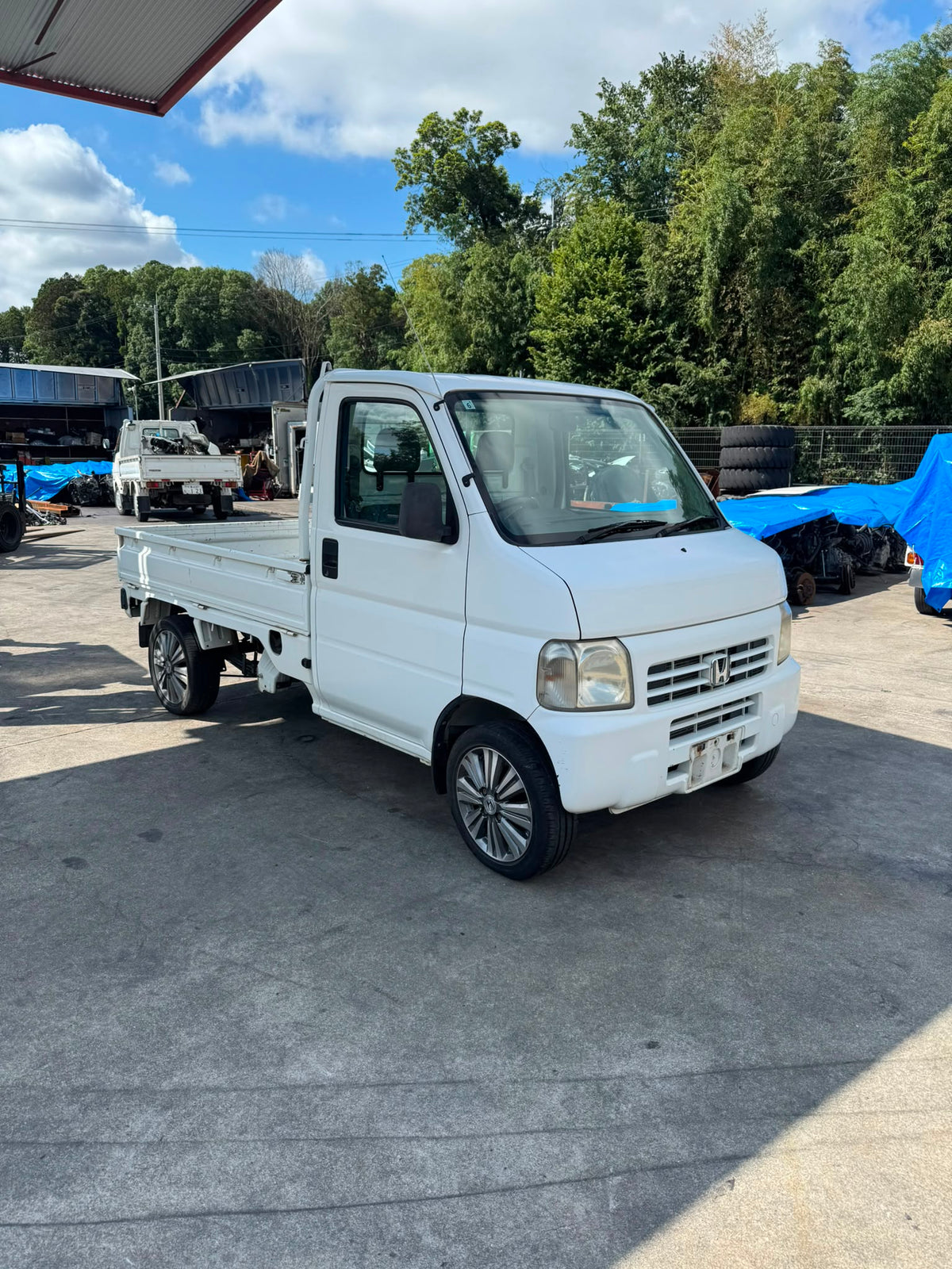 White 2000 Honda Acty 4x2 M/T kei truck, photo 1 of 14