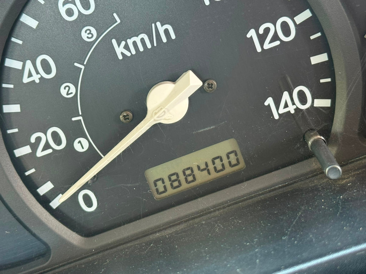 White 2000 Honda Acty 4x2 M/T kei truck, photo 11 of 14