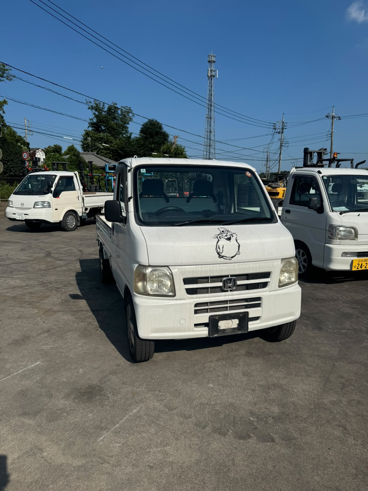 White 2001 Honda Acty 4x2 A/T kei truck, photo 1 of 12