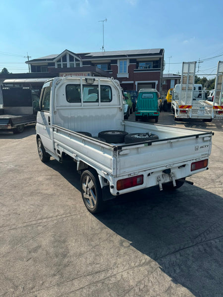 White 2001 Honda Acty 4x2 A/T kei truck, photo 4 of 12