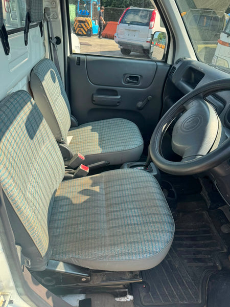 White 2001 Honda Acty 4x2 A/T kei truck, photo 8 of 12