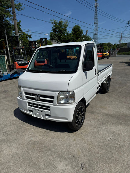 White 2000 Honda Acty 4x4 kei truck, photo 2 of 15