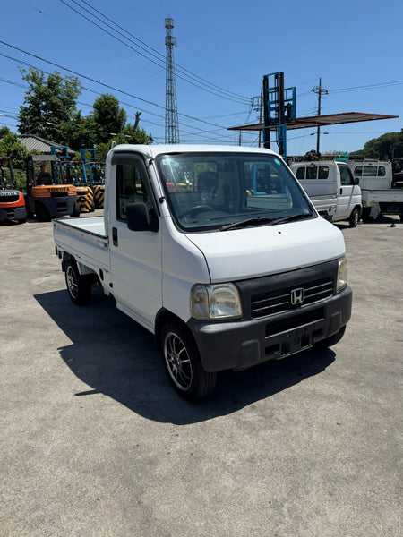 White 2000 Honda Acty 4x4 kei truck, photo 2 of 12