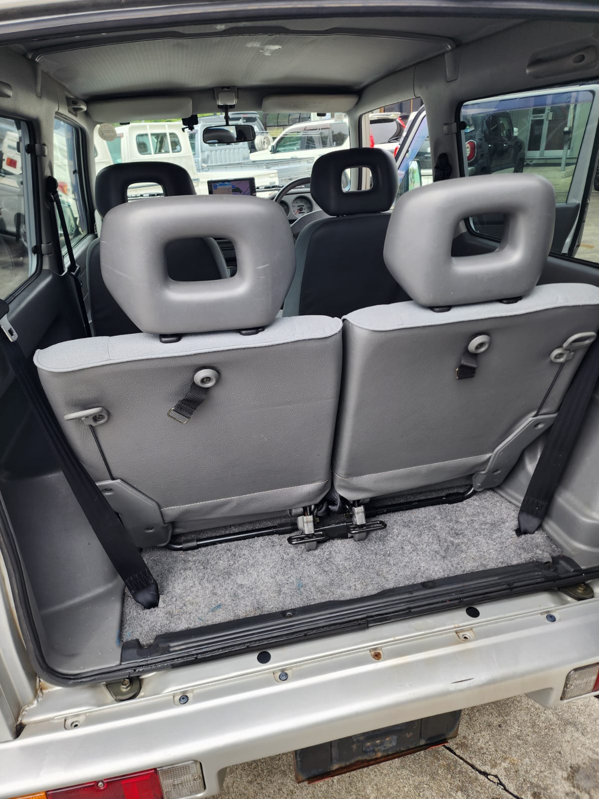 Silver 1998 Suzuki Jimny 4x4 kei SUV, photo 18 of 20