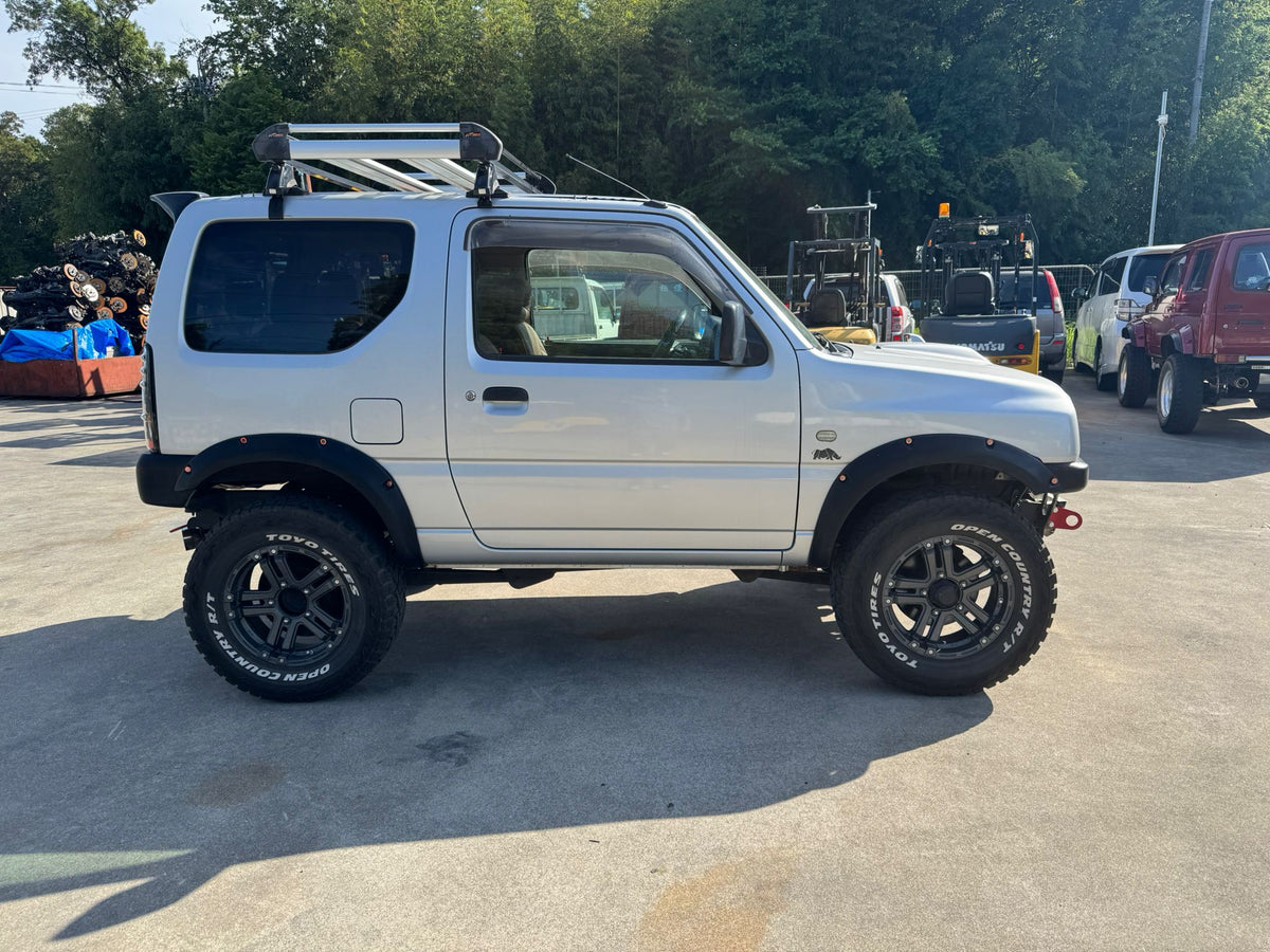 Silver 1998 Suzuki Jimny 4x4 kei SUV, photo 3 of 17