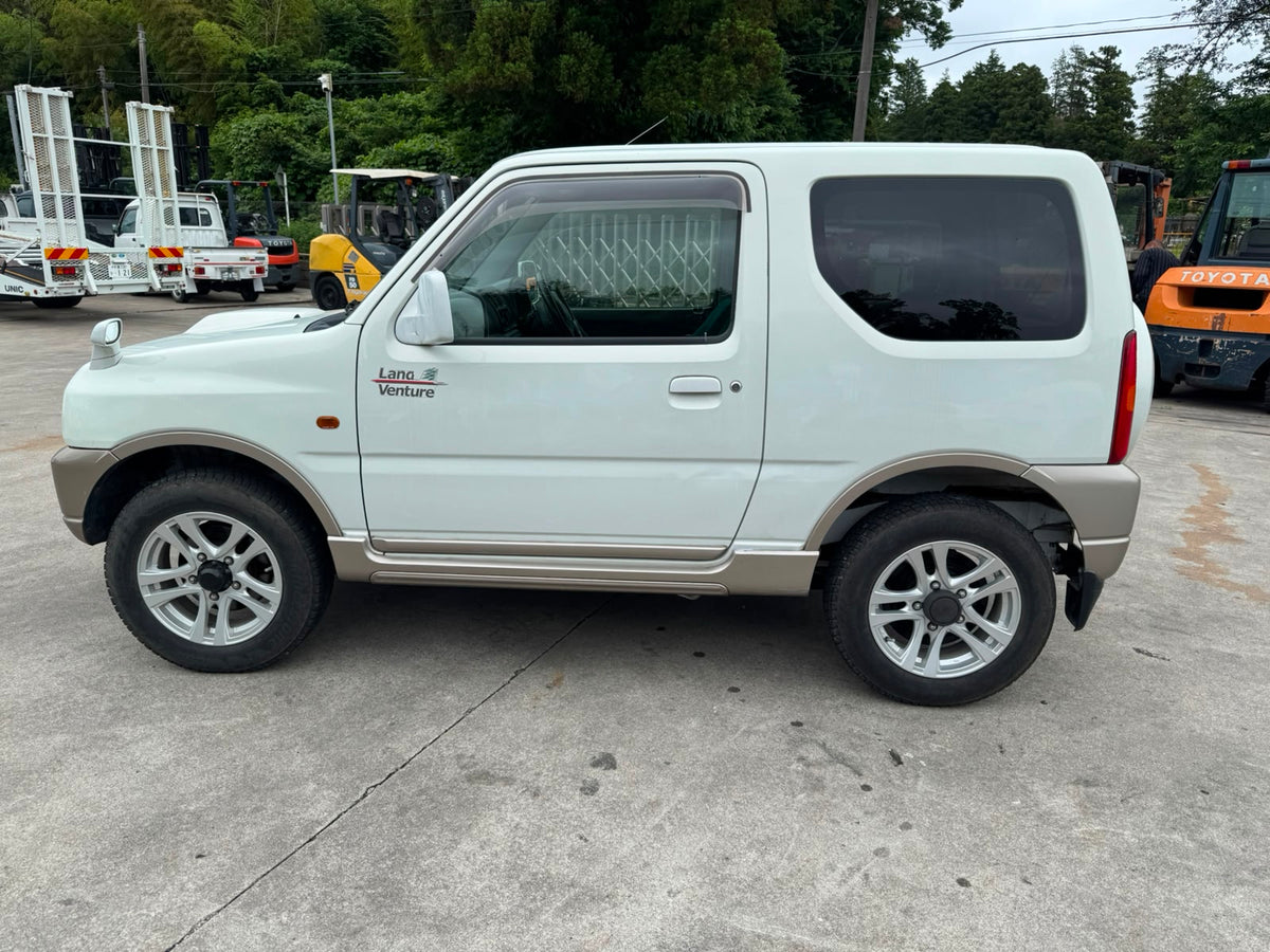 White 2001 Suzuki Jimny 4x4 kei SUV, photo 3 of 15