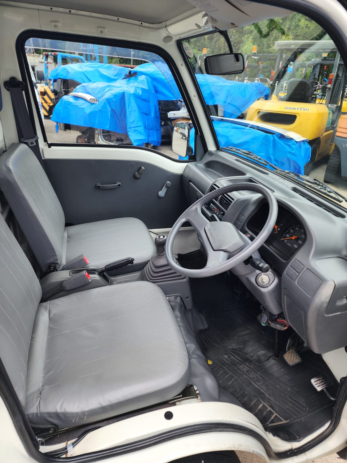 White 1997 Subaru Sambar 4x4 kei truck, photo 11 of 15