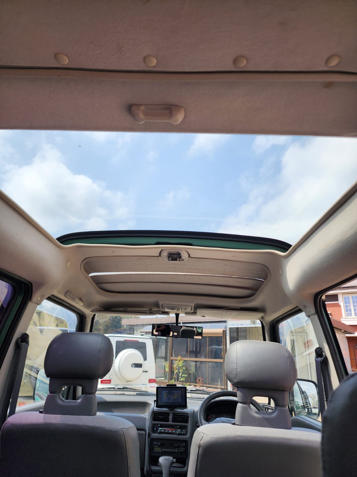 Green/Silver 1996 Subaru Sambar Dias Van 4x4, photo 19 of 21