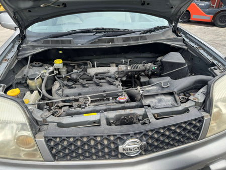 Gray 2001 Nissan X-Trail 4WD SUV, photo 13 of 15