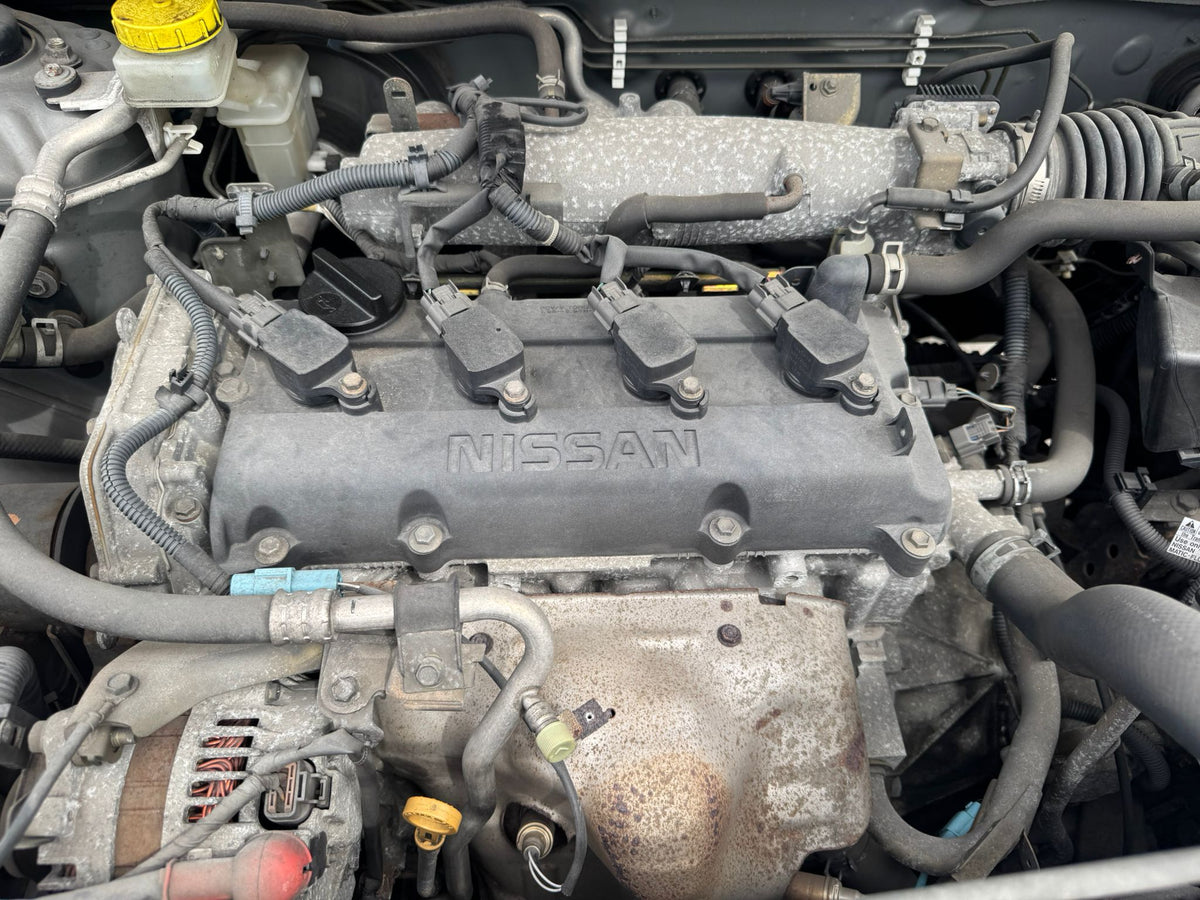 Gray 2001 Nissan X-Trail 4WD SUV, photo 14 of 15