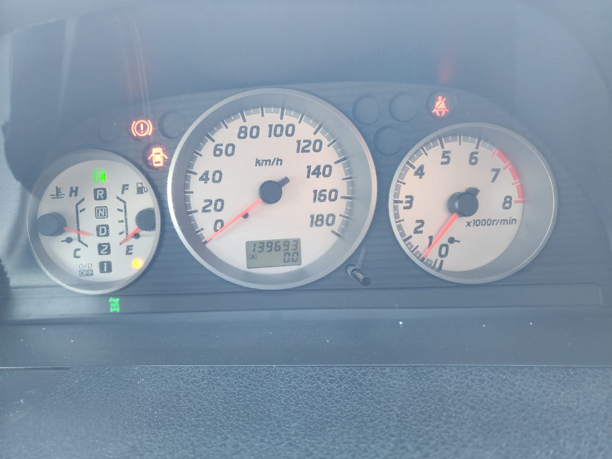Black 2001 Nissan X-Trail 4WD SUV, photo 13 of 19
