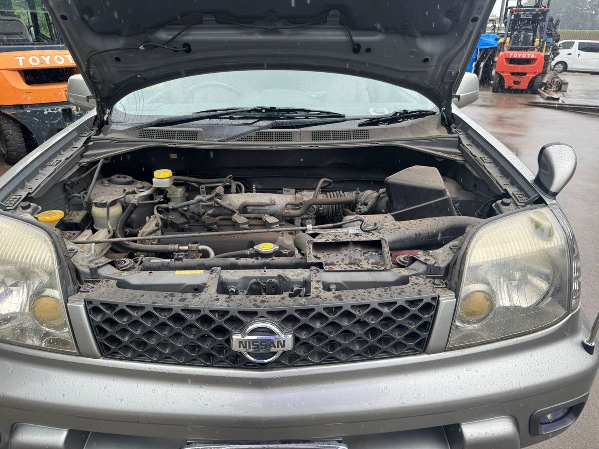 Silver 2001 Nissan X-Trail 4WD SUV, photo 13 of 13