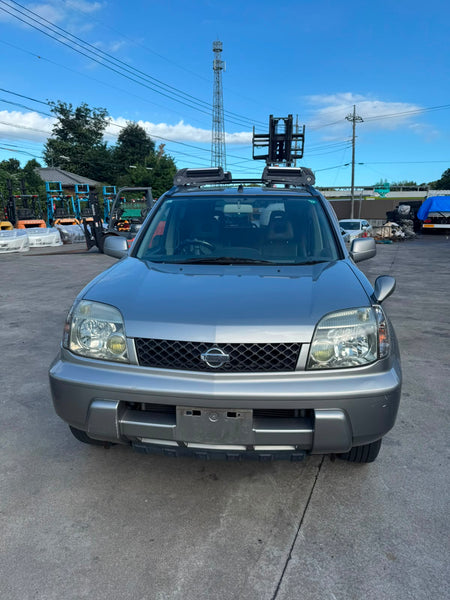 Silver Green 2001 Nissan X-Trail 4WD SUV, photo 2 of 16