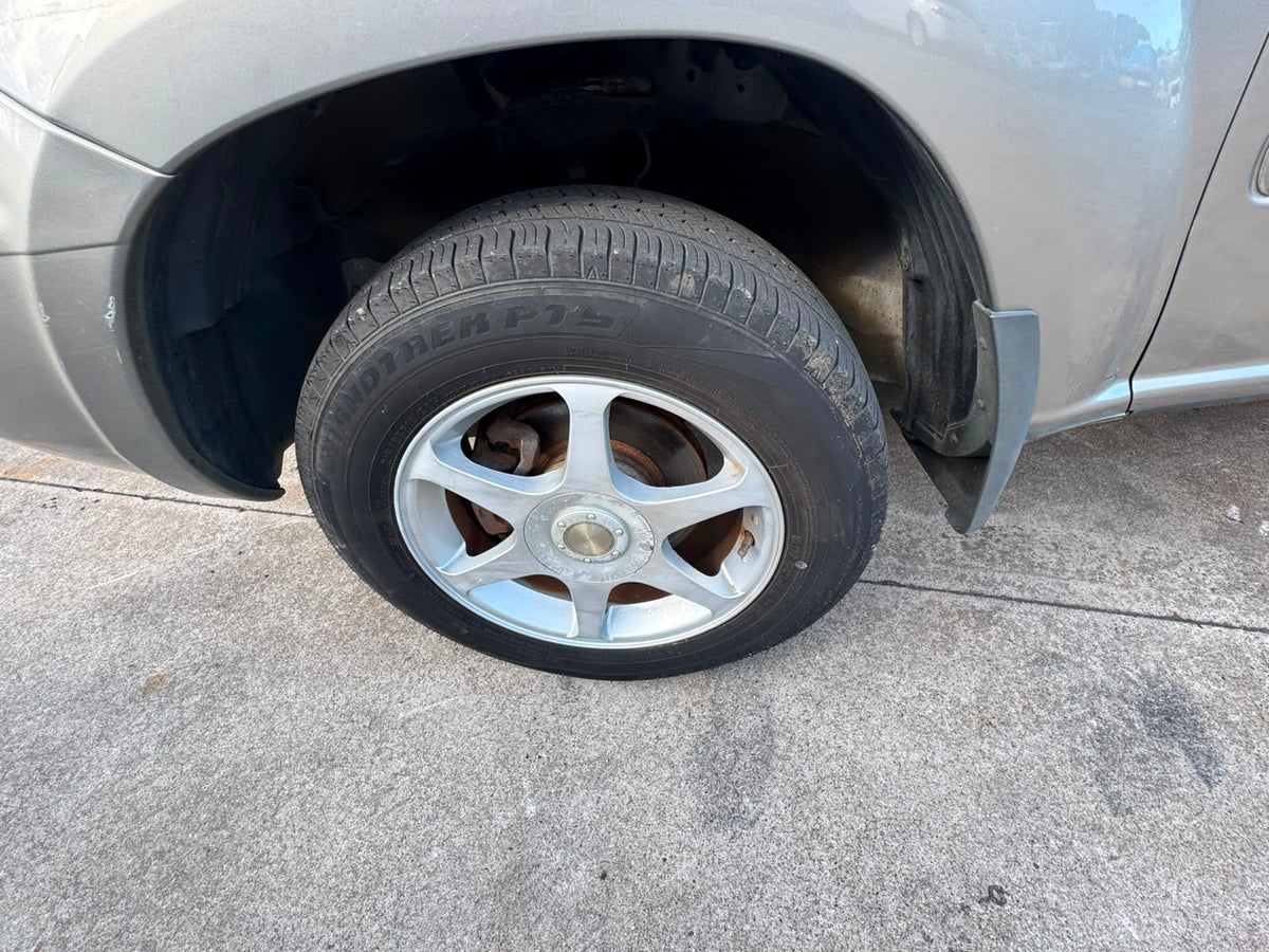 Silver Green 2001 Nissan X-Trail 4WD SUV, photo 9 of 16