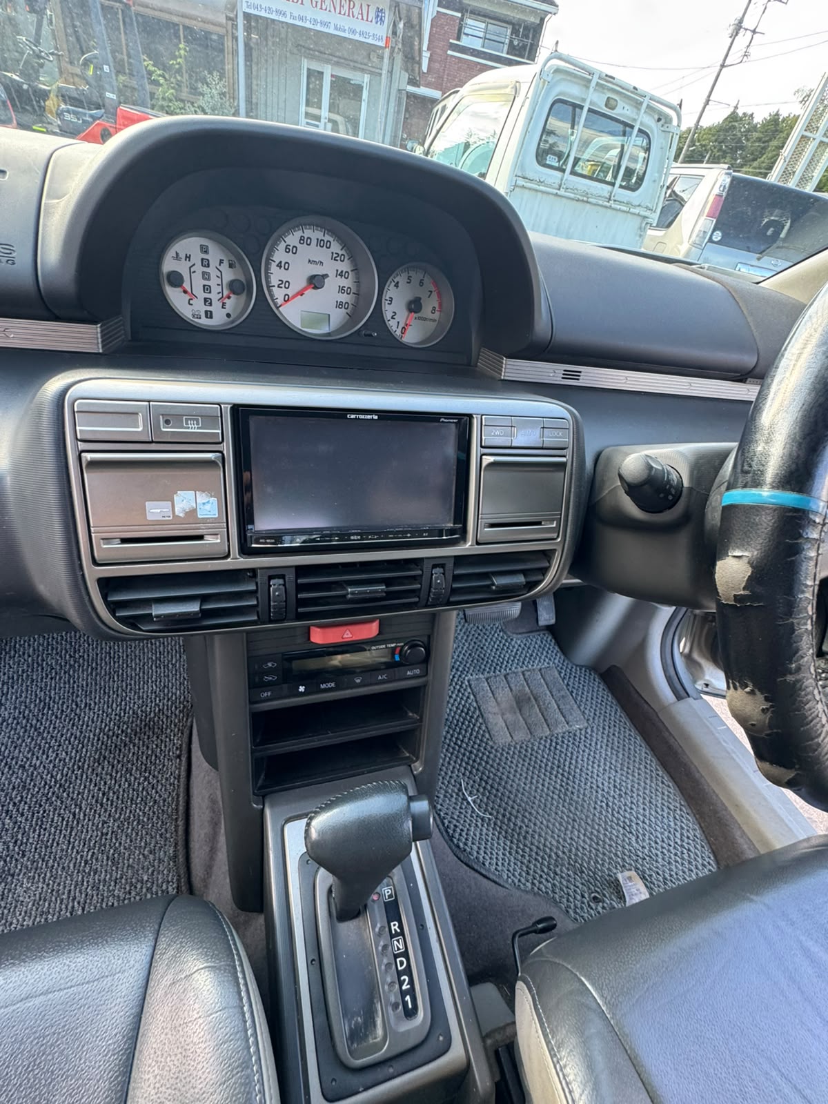 Silver Green 2001 Nissan X-Trail 4WD SUV, photo 12 of 16