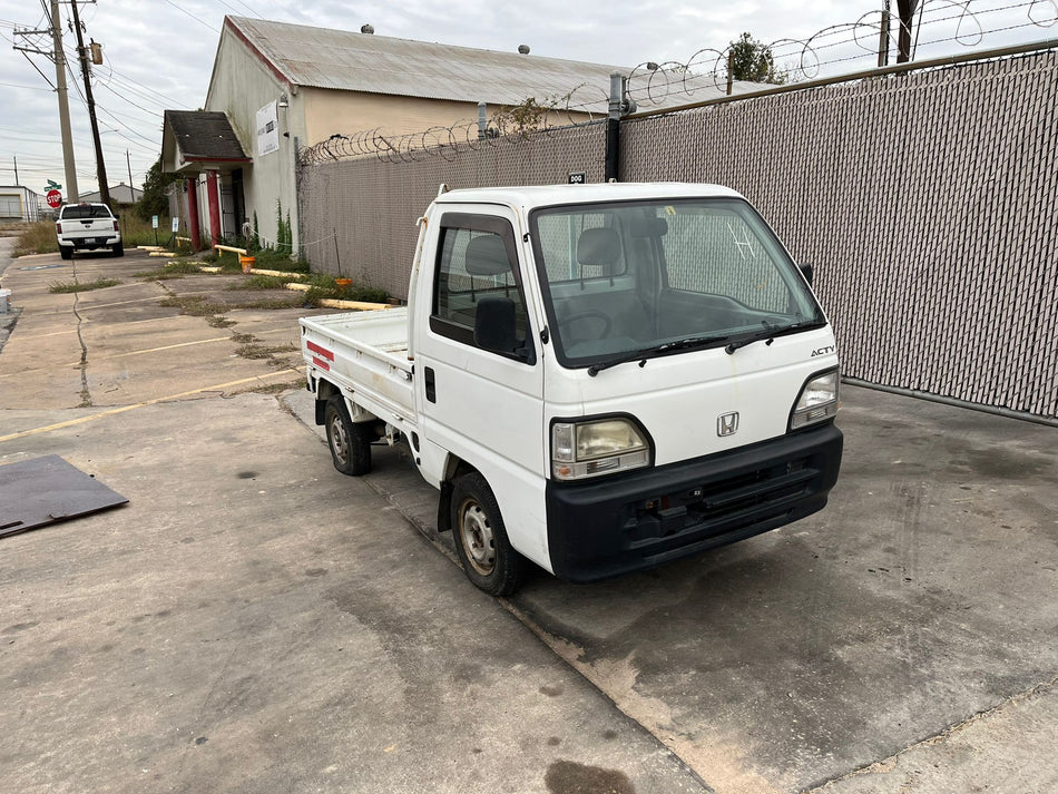 White 1998 Honda Acty 4x2 kei truck, photo 1 of 11