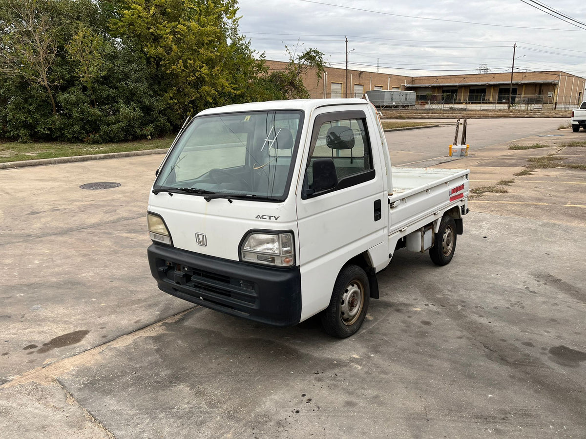 White 1998 Honda Acty 4x2 kei truck, photo 3 of 11