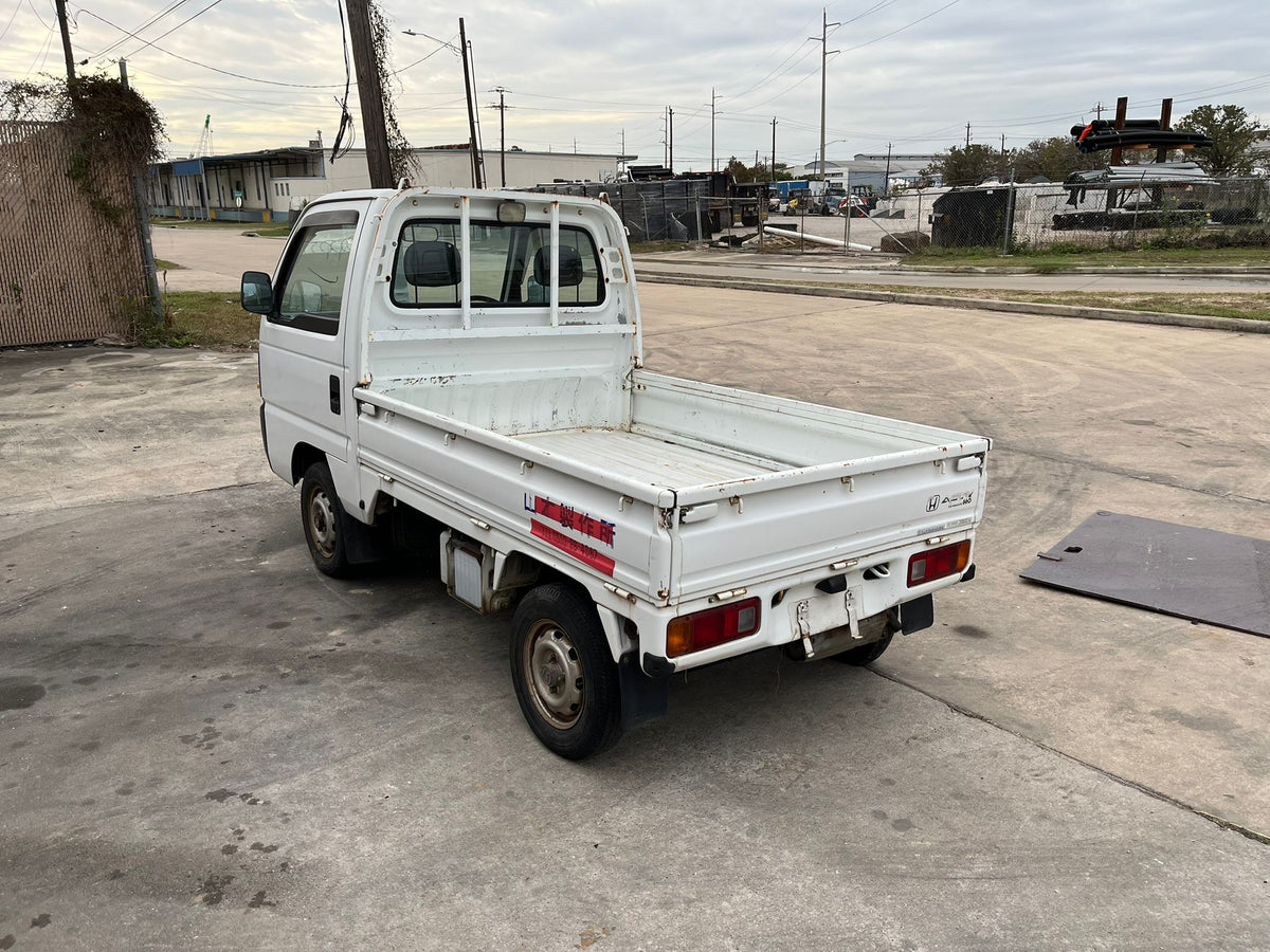 White 1998 Honda Acty 4x2 kei truck, photo 5 of 11