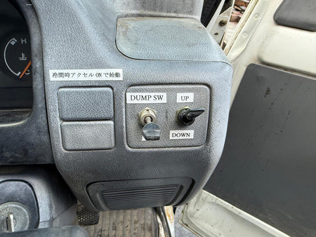 White 1998 Subaru Sambar 4x4 kei truck, photo 8 of 11