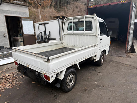 White 2000 Subaru Sambar 4x4 kei truck, photo 4 of 10