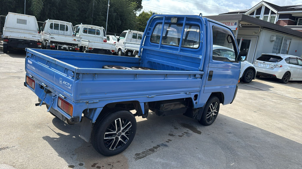 Blue 1994 Honda Acty 4x4 kei truck, photo 4 of 7