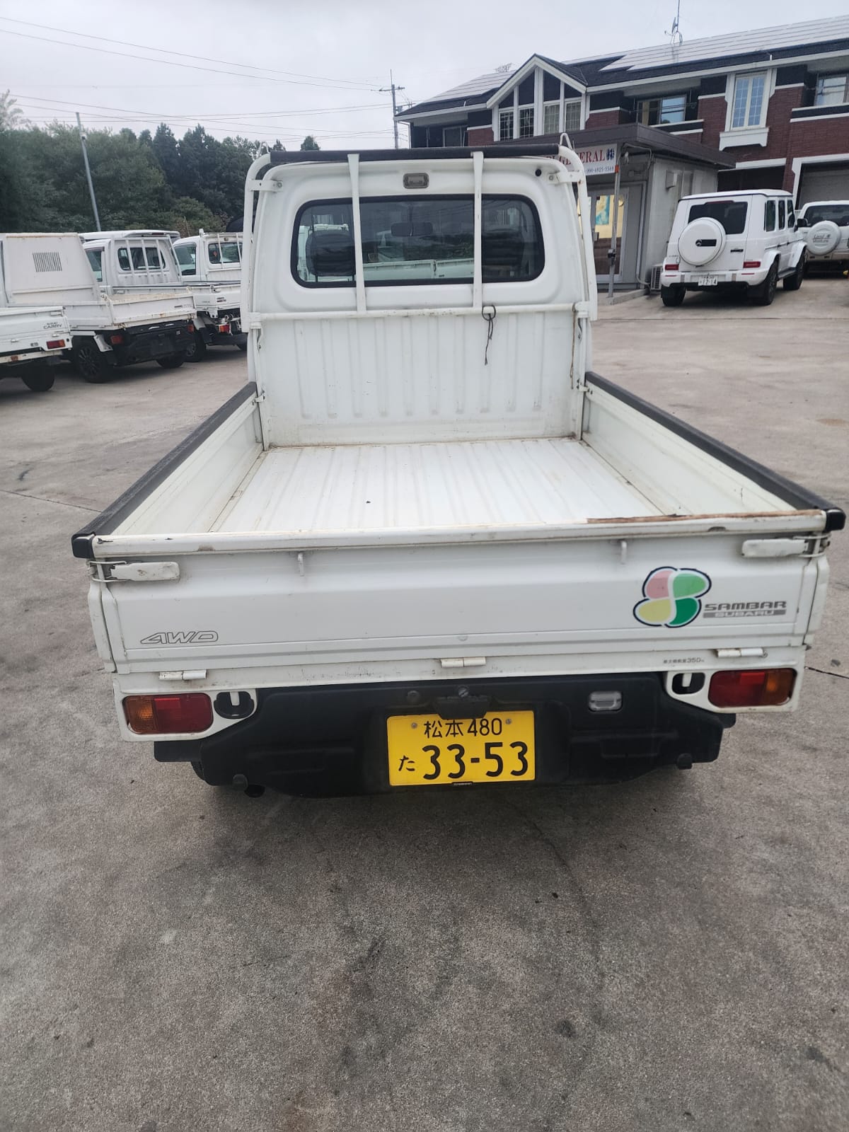 White 2001 Subaru Sambar 4x4 kei truck, photo 5 of 11