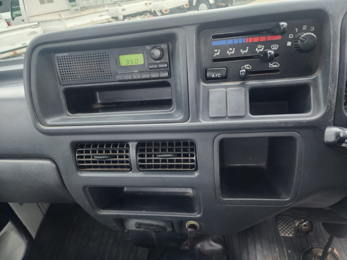 White 2001 Subaru Sambar 4x4 kei truck, photo 10 of 11