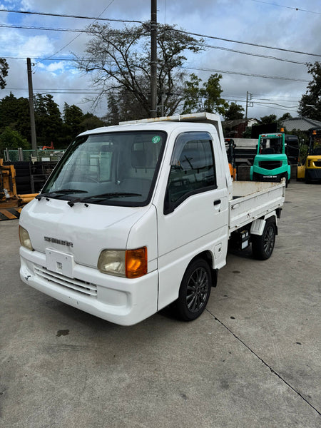 White 2000 Subaru Sambar 4x4 kei truck, photo 2 of 10
