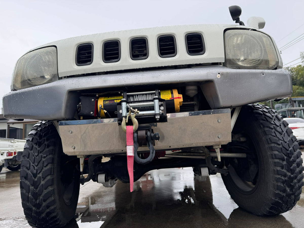 White 2001 Suzuki Jimny 4x4 kei SUV, photo 5 of 11