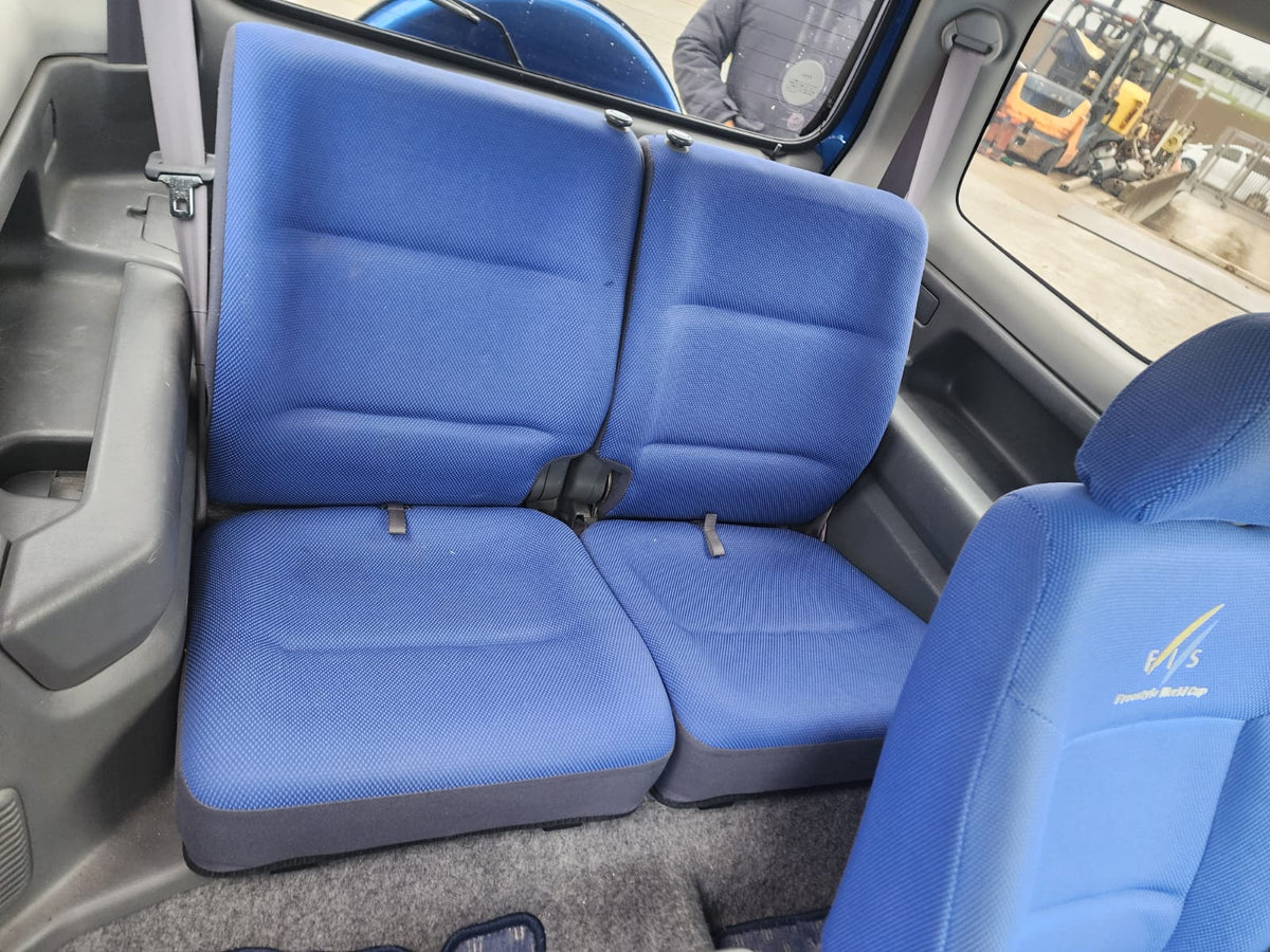Blue/Silver 2001 Suzuki Jimny 4x4 kei SUV, photo 9 of 11