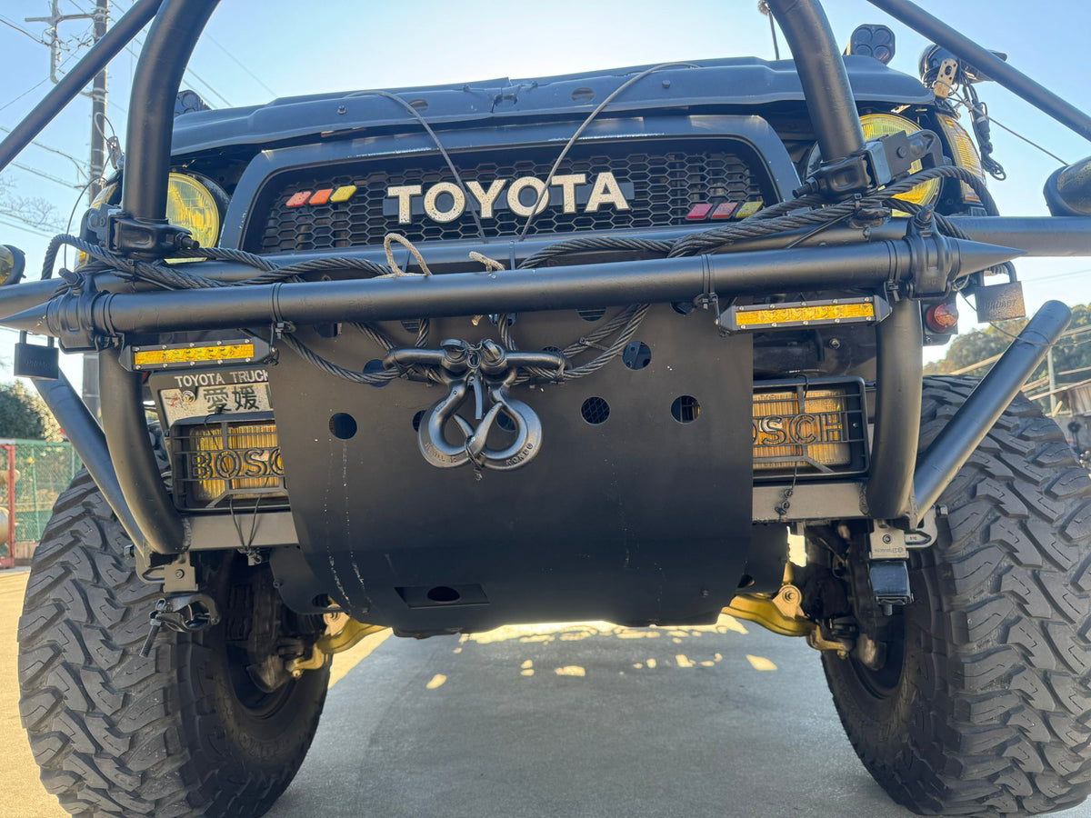 Black 1996 Toyota Hilux Surf 4WD SUV, photo 7 of 19