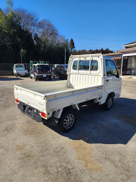 White 2001 Subaru Sambar 4x4 kei truck, photo 4 of 12