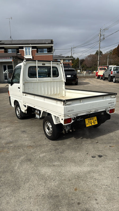 White 2000 Subaru Sambar 4x4 kei truck, photo 3 of 9