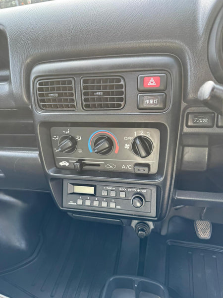 White 2001 Honda Acty 4x4 kei truck, photo 7 of 9