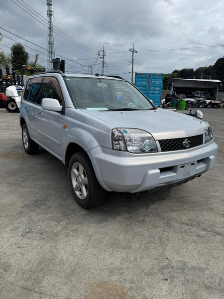 Light Blue 2001 Nissan X-Trail 4WD SUV, photo 2 of 10