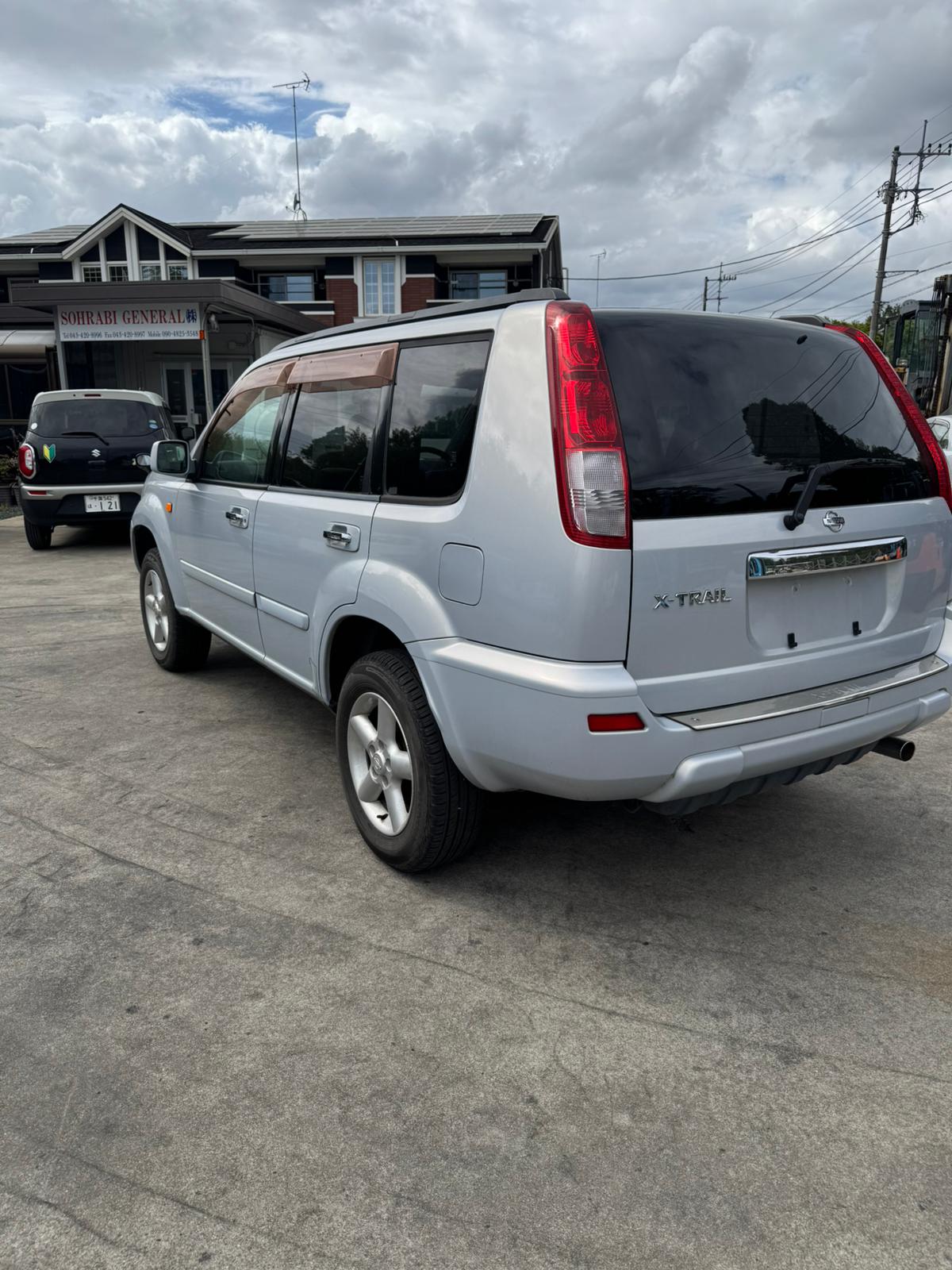 Light Blue 2001 Nissan X-Trail 4WD SUV, photo 5 of 10