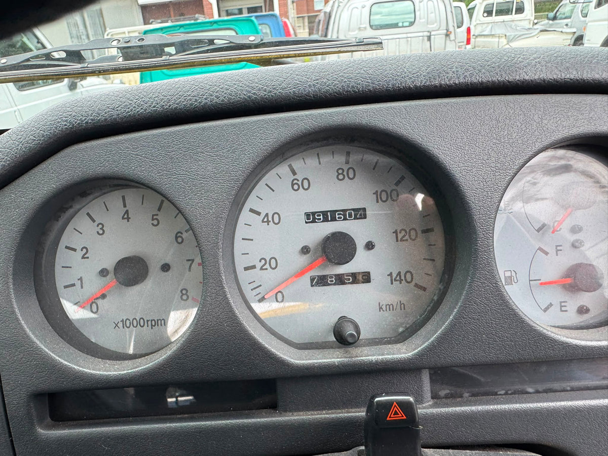 Yellow 1997 Suzuki Jimny Sierra 4x4 kei SUV, photo 7 of 14