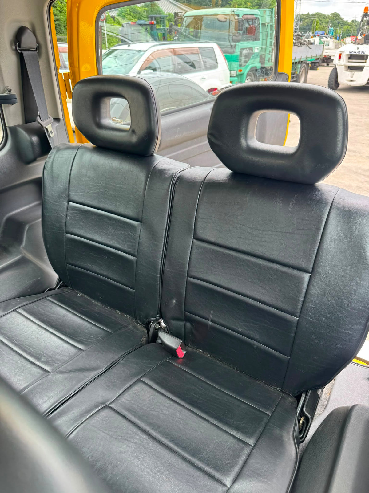 Yellow 1997 Suzuki Jimny Sierra 4x4 kei SUV, photo 9 of 14