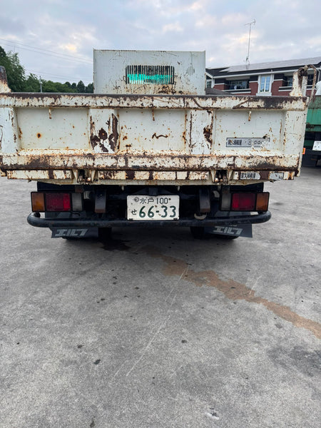 White 1998 Isuzu Elf Diesel Dump Truck 4x2, photo 6 of 14
