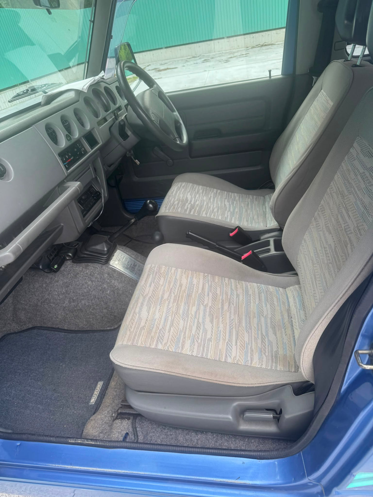 Blue 1997 Suzuki Jimny 4x4 kei SUV, photo 7 of 9