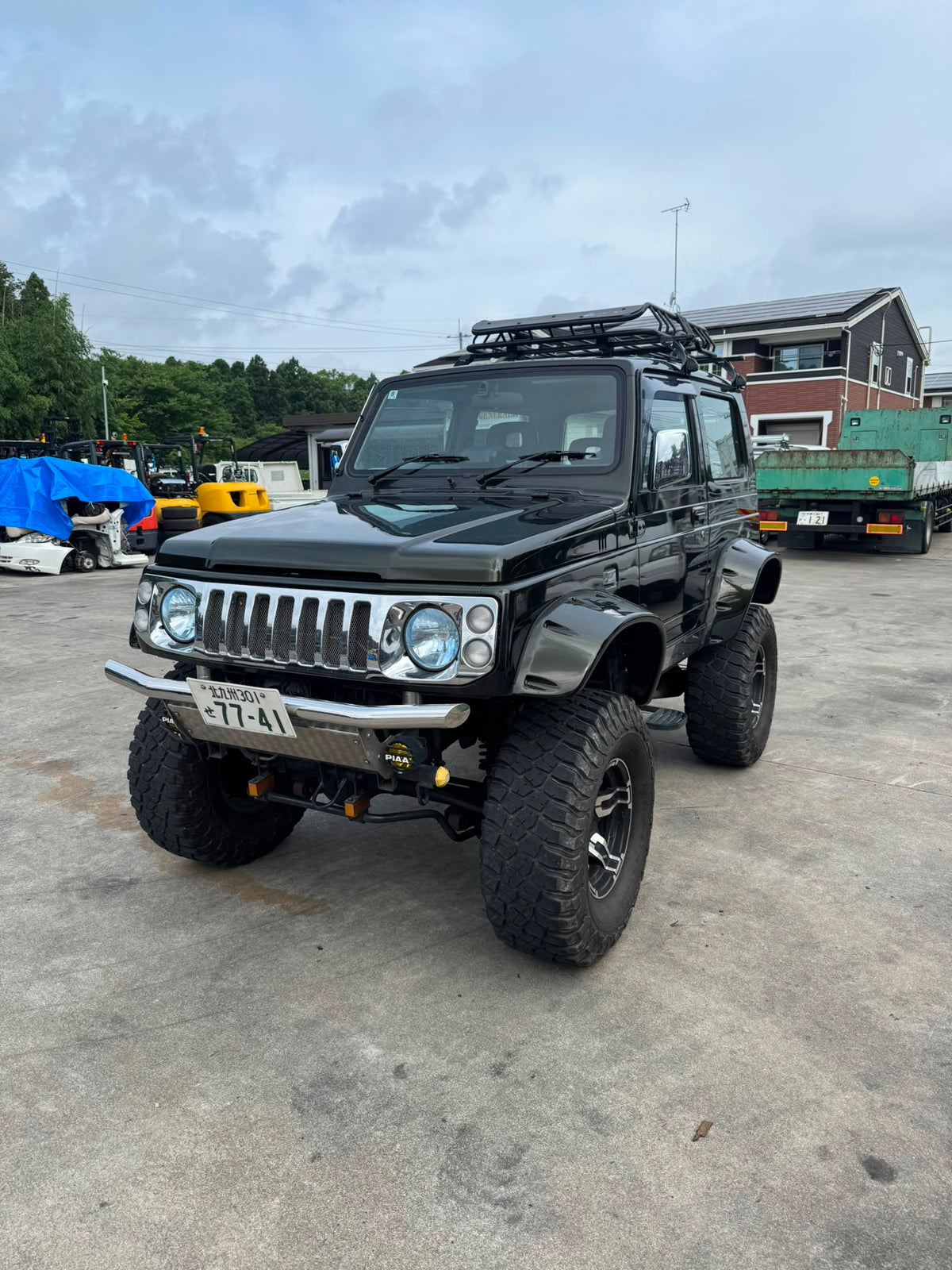 Black 1996 Suzuki Jimny Sierra 4x4 kei SUV, photo 3 of 14